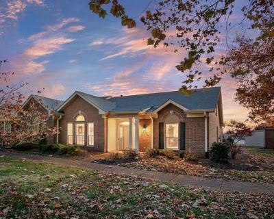 3 Bedroom 2BA 2039 ft Condo For Sale in FRANKLIN, TN