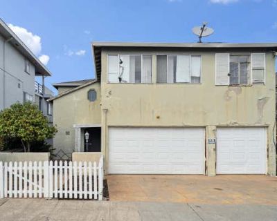 4 Bedroom 4228 ft Duplex For Sale in OAKLAND, CA
