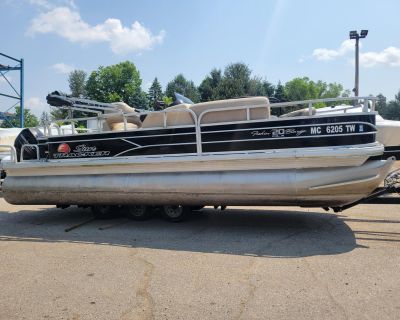 2016 Sun Tracker Fishin' Barge 20 DLX