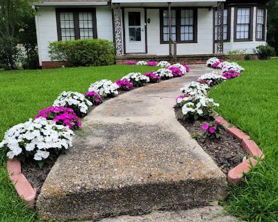 Private room with shared bathroom in a House, Hattiesburg, MS 39401