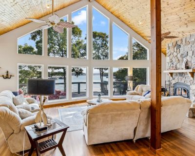 6 Bedroom 5.5 baths No pets 4.89 9 reviews What our guests are saying... AI-generated...