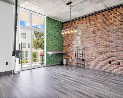 Van Buren Street. Amazing Rental Opportunity in Hollywood.Unique New York Loft style in Florida! One-of-a -kind. This beautiful open concept loft blends industrial-inspired design with urban convenience. Fully customized, including a new floor with two color combination, exquisite bathroom with dual sink, a wood wine bar, real brick walls, updated lighting fixtures, concrete ceiling with expose...