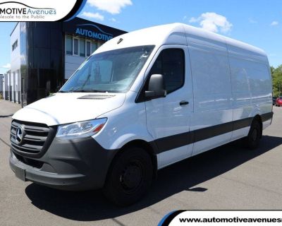 Used 2024 Mercedes-Benz Sprinter Crew Van 2500
