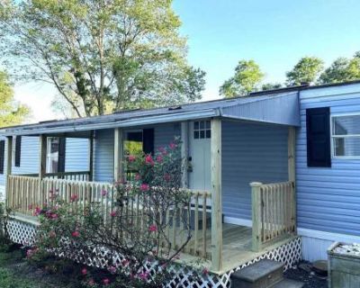 2 Bedroom 1BA 980 ft Mobile Home For Rent in Coatesville, PA