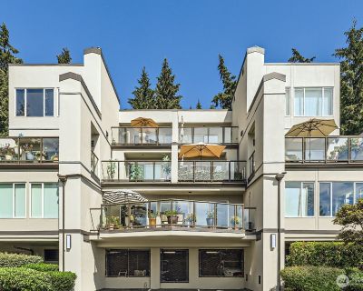 2 Bedroom 2BA 1330 ft Condo For Rent in Kirkland, WA