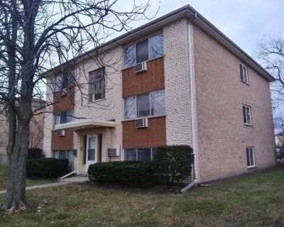 Commercial Property For Sale in Des Plaines, IL