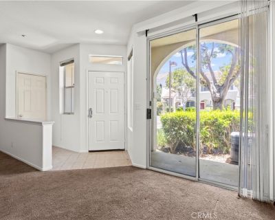 2 Bedroom 2BA 1200 ft Apartment For Rent in Irvine, CA