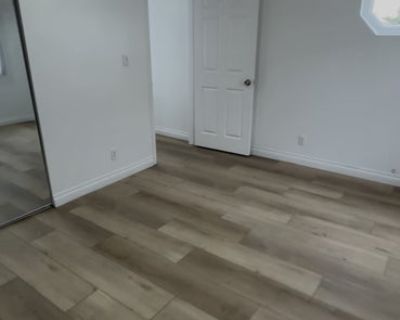 Total rooms: 2. Deposit: $1,500.00 * Utilities included?: Some * Fees apply?: No. References are not required. Non-smoking. Furnishings: Unfurnished * Parking: No * Garage: Yes * Yard/patio: No * Balcony/roof terrace: No * Disabled access: No * Living room: shared * Broadband included: No. Availability Available Nov 30 2025 Minimum term 6 months Maximum term None. 1 bedroom with private bath fo...