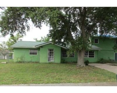 3 Bed 3 Bath Foreclosure Property in North Port, FL 34287 - Mayberry Ave