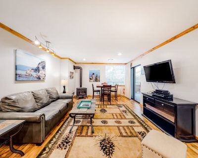 1 Bedroom 1BA Retreat Vacation Rental in Alderwood Serenity, South Lake Tahoe, CA