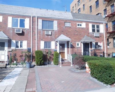 3 Bedroom 1BA 1300 ft Apartment For Rent in Flushing, NY