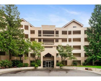 1 Bedroom 1BA 707 ft Condominium For Sale in PORTLAND, OR