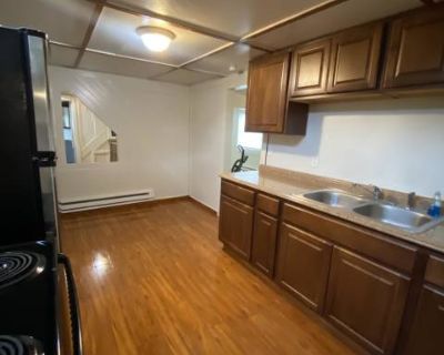 2 Bedroom 1BA 800 ft Apartment For Rent in Rawlins, WY