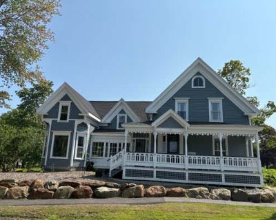 2 Bedroom 2BA 1211 ft Condominium For Sale in ROCKLAND, ME