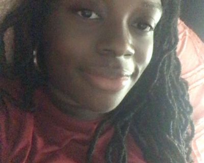 I'm looking for an apartment/ house. Just trying to find a place I can lease for a year or so. I'm just someone that is clean and responsible. I attend UNT, so I'm looking for something close. If I'm lucky walking distance!.