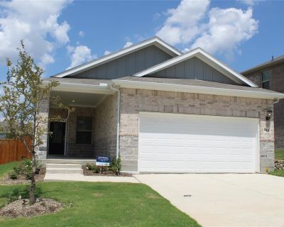 4 Bedroom 2BA 2046 ft Single Family House For Rent in McKinney, TX