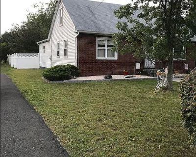 5 Bedroom 3BA 1848 ft Apartment For Rent in Stony Point, NY