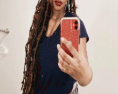 Female Seeking Room in Austin