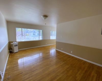 2 Bedroom 1BA 700 ft Apartment For Rent in Salt Lake City, UT