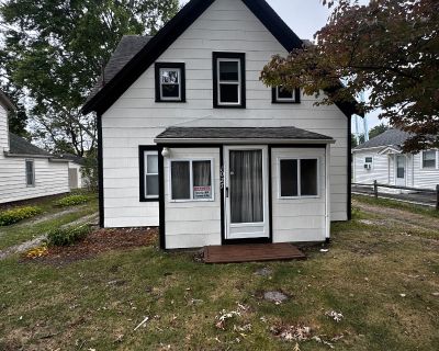 5 Bedroom 2BA 1852 ft Pet-Friendly Single Family Home For Rent in Riverhead, NY