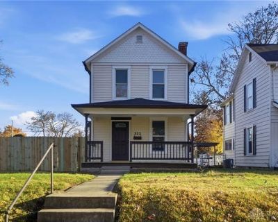 2 Bedroom 1BA 1024 ft Single Family Home For Sale in WEST CARROLLTON, OH