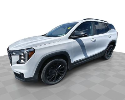 Used 2023 GMC Terrain SLE