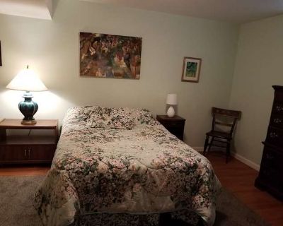 Private room with shared bathroom in a House, Lochearn, MD 21208