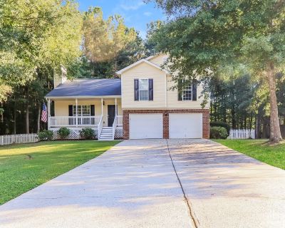 4 Bedroom 3BA 1755 ft Pet-Friendly Single Family Home For Rent in Statham, GA