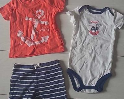 Size 6-9m Carter's set