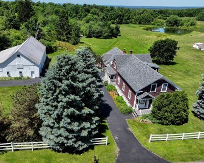 4 Bedroom 2BA 3730 ft Single Family House For Sale in Georgia, VT