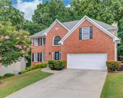 6 Bedroom 4BA 4043 ft Single Family Home For Sale in LAWRENCEVILLE, GA