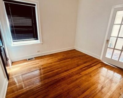 8236 S Sangamon St Unit 1. Spacious 3 Bd Unit, hardwood floors throughout. Backyard for summer grilling. Section 8 Welcome. Viewing will be 11/16/25. 11:00am-1:00pm.. 3 Bedroom. 1 Bathroom. 900 ft