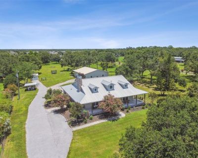 4 Bedroom 3BA 2478 ft Single Family House For Sale in Parrish, FL
