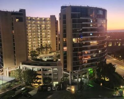 2 Bedroom 2BA 1422 ft Condo For Sale in Marina del Rey, CA