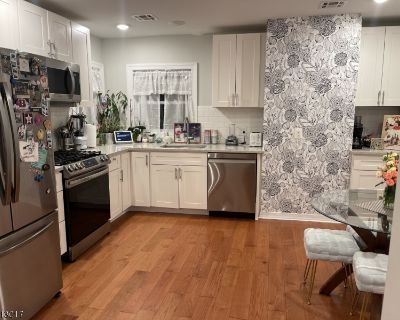 2 Bedroom 1BA Apartment For Rent in West Orange Twp., NJ