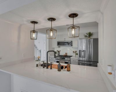 2 Bedroom 2BA 1352 ft Condo For Sale in Hilliard, OH