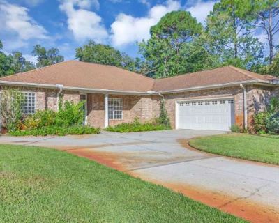 3 Bedroom 3BA 2805 ft Pet-Friendly Apartment For Rent in Okaloosa County, FL