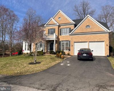 Charter Ct, Woodbridge, Home For Rent