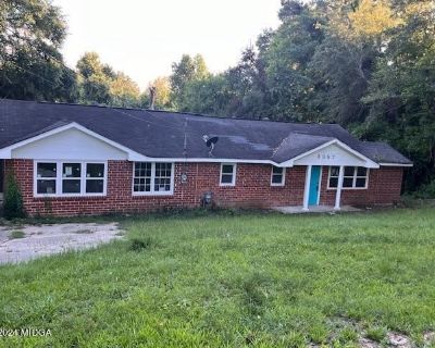 4 Bedroom 2BA 0 ft Apartment For Rent in Macon-Bibb, GA