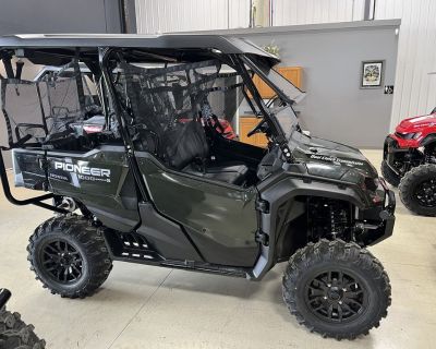 2025 Honda Pioneer 1000-5 Deluxe