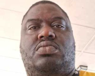 Dwight, 42 years, Male. Looking in: Flowery Branch, Hall County, GA