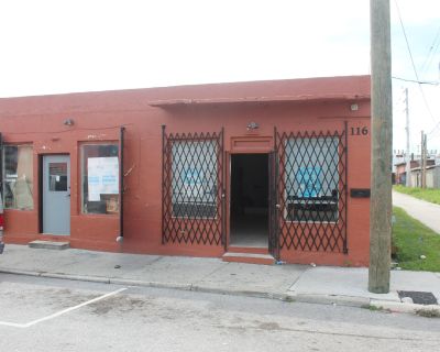 Commercial Property For Rent in Belle Glade, FL