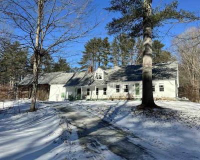 4 Bedroom 3BA 3100 ft Furnished Apartment For Rent in Windsor County, VT