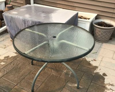 Patio table
