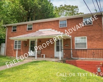3 Bedroom 1BA 1800 ft Pet-Friendly Single-family home For Rent in Pittsburgh, PA