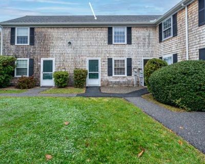 2 Bedroom 2BA 936 ft Condominium For Sale in HYANNIS, MA