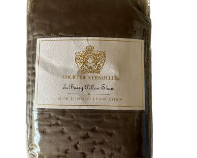 NWT Court of Versailles luxury 100% silk King Size Du Barry Pillow Sham