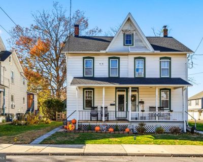 3 Bedroom 1BA 1296 ft Townhouse For Sale in Quakertown, PA