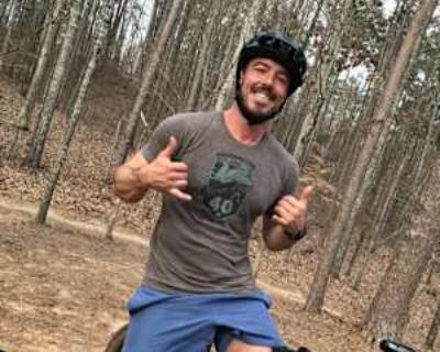 Non-smoker * Interested in teaming-up. Budget: $1,200 per month. Ready to move: now. Looking for myself. Single adult male. Non Smoker. Steady Income. Friendly and respecting of privacy.