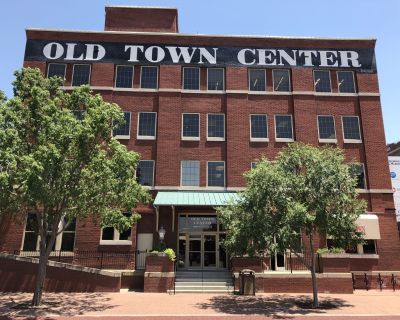 OLD TOWN CENTER